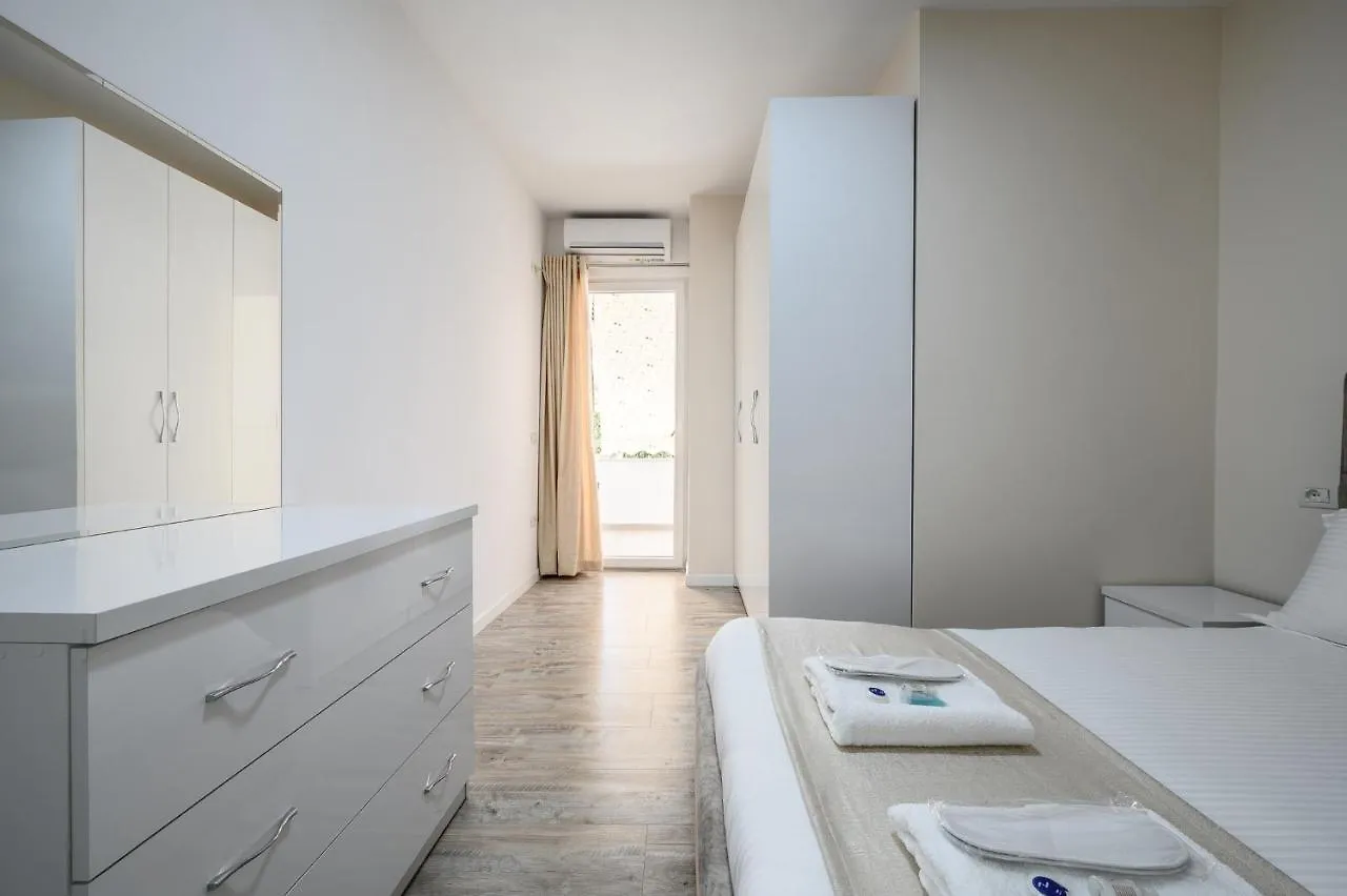 Miku Apartment-City Walk 1Bd Stylish Apartment Tirana 0*,  Albania